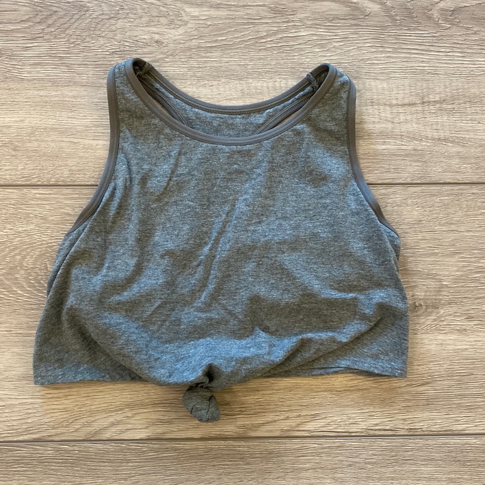 AERIE KNOTTED LIGHT SPORTS BRA SIZE SMALL